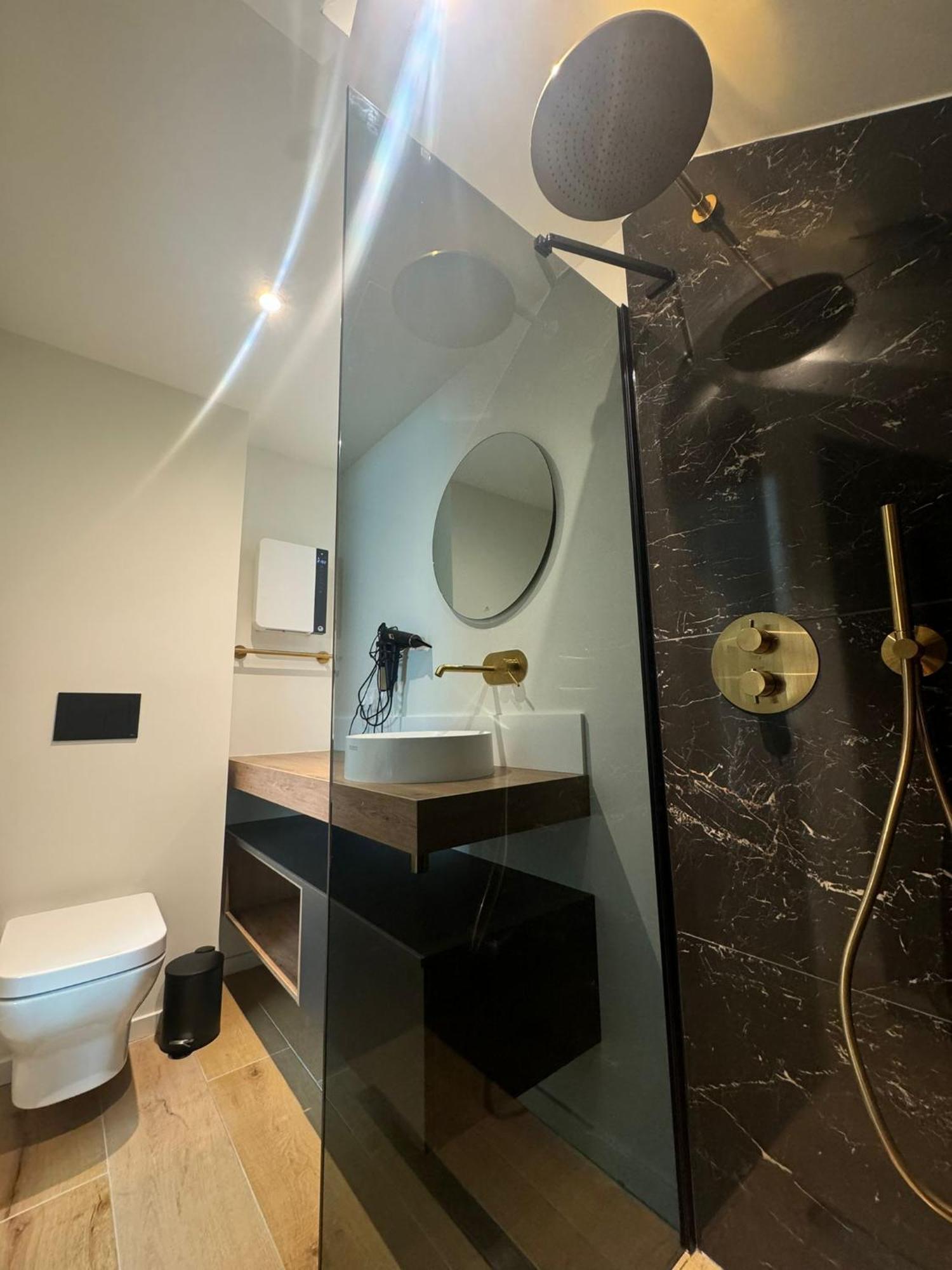 Appartements Confortables Avec Vue Montagne - Residence Villa Belle Fleur Château-Ville-Vieille Extérieur photo