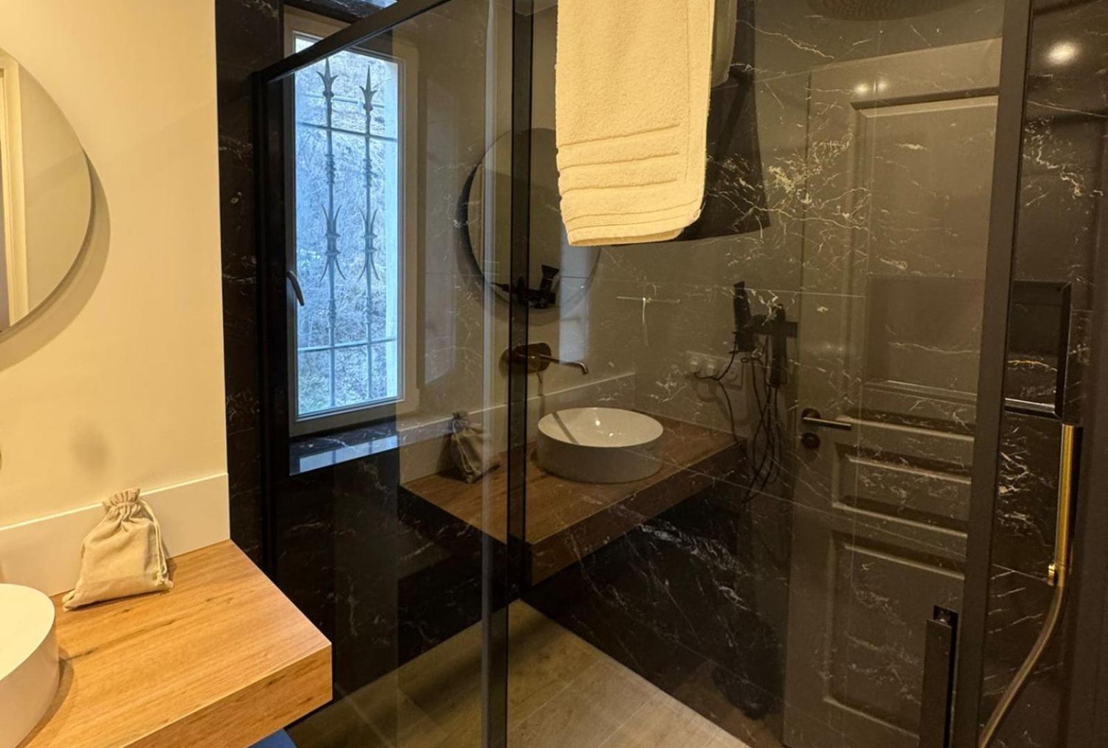 Appartements Confortables Avec Vue Montagne - Residence Villa Belle Fleur Château-Ville-Vieille Extérieur photo